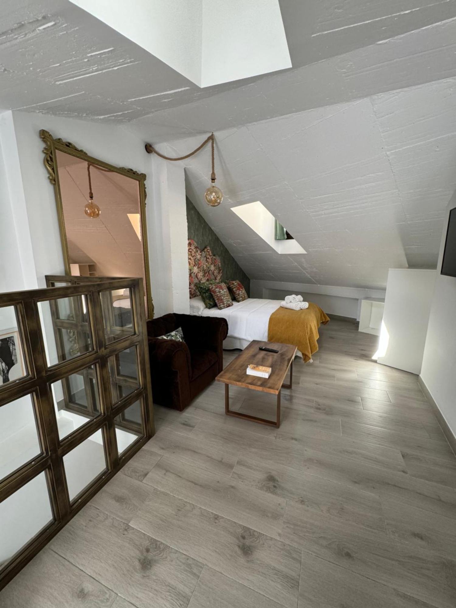 Ateneo Cuenca Suites Con Cocina En El Casco Historico 외부 사진